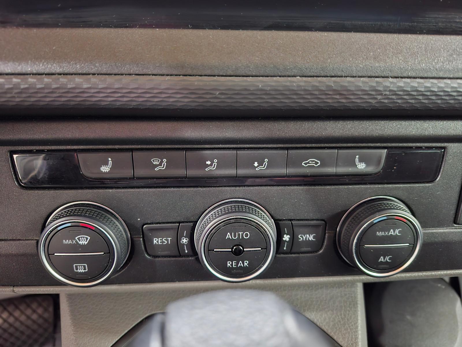 Volkswagen Caravelle !8-Sitze!Navi!Pdc!Ahk!Tempomat!Sitzh, миниатюра 19