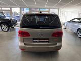 Volkswagen Touran 1.4 TSI Highline*1.Hand*DSG*AHK*Navi*SHZ* - : Beige, Leder