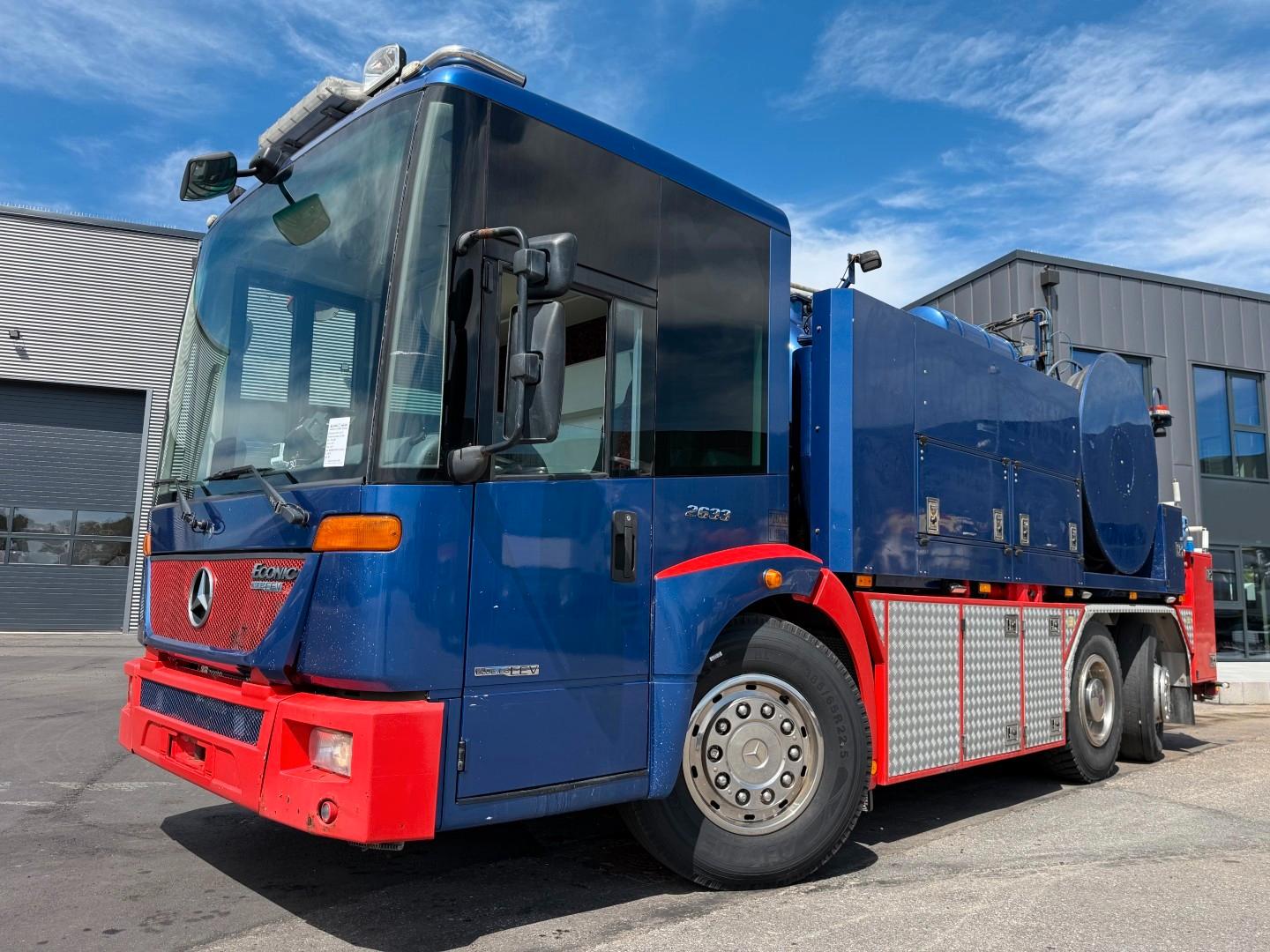 Mercedes-Benz Econic 2633 6x2*4 Hvidtved Larsen SLP309