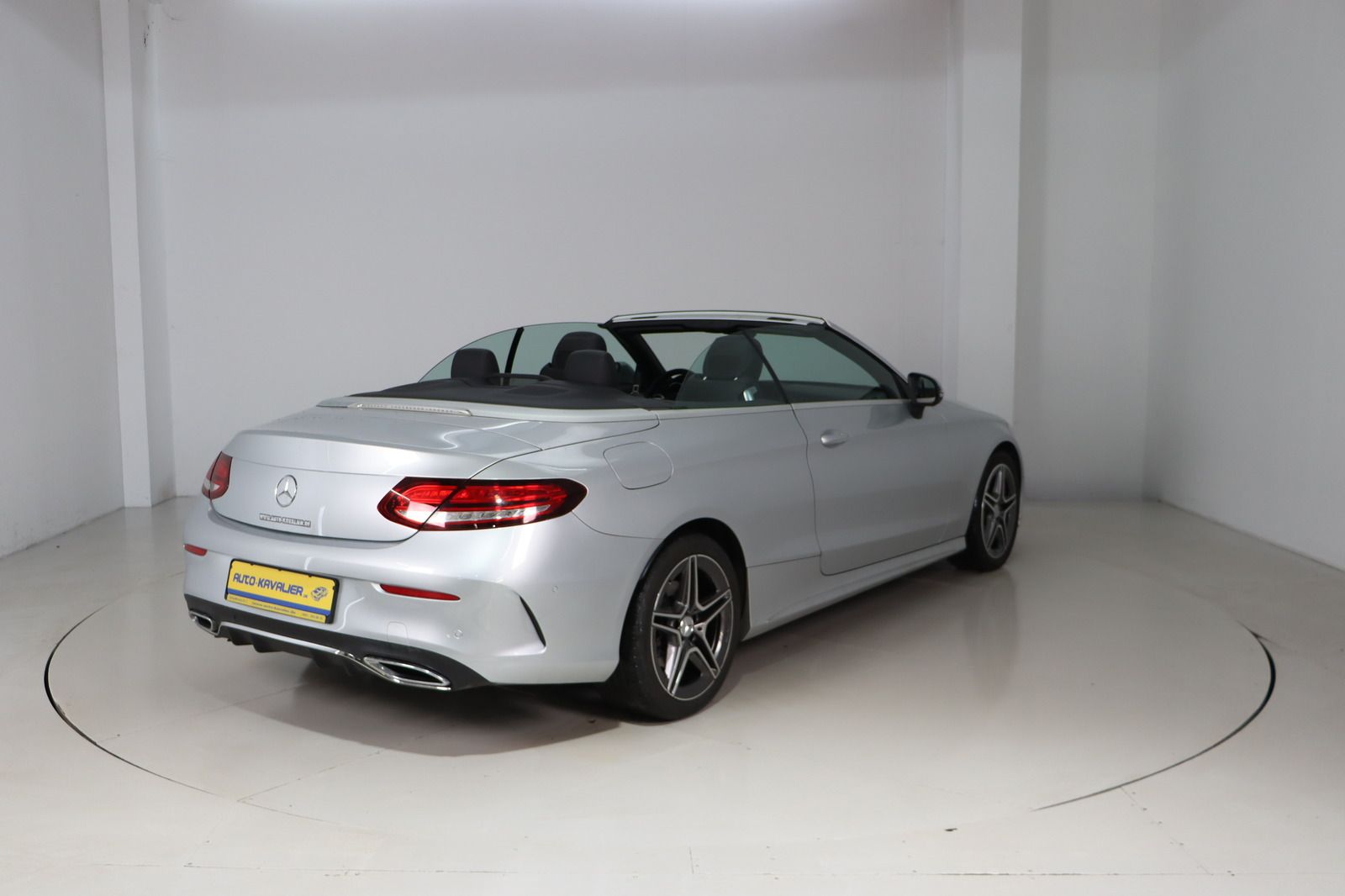 Fahrzeugabbildung Mercedes-Benz C 220 d Cabrio AMG Line