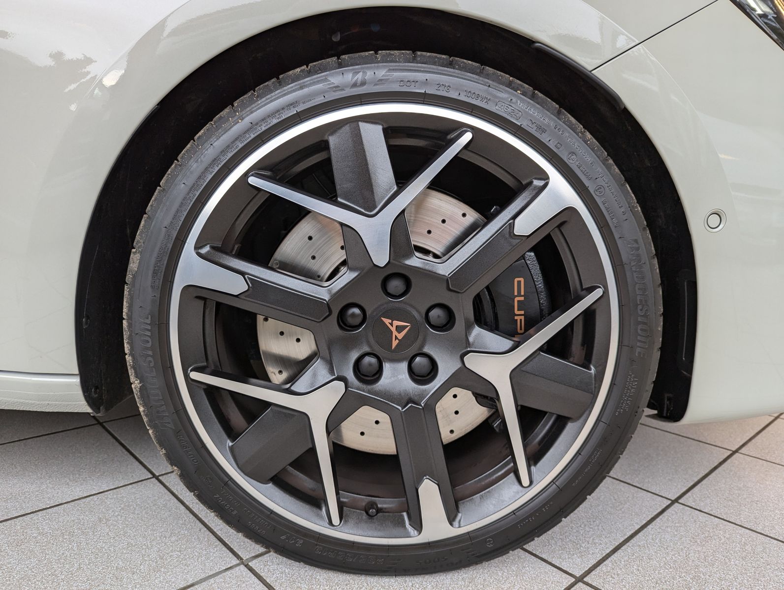 CUPRA Leon 2.0TSI VZ Matrix Pano Sennheiser Kamera 19" - Image 10