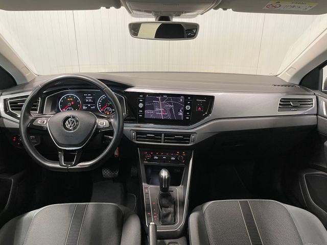 Polo Highline 1.0 TSI DSG NAVI SHZ PDC