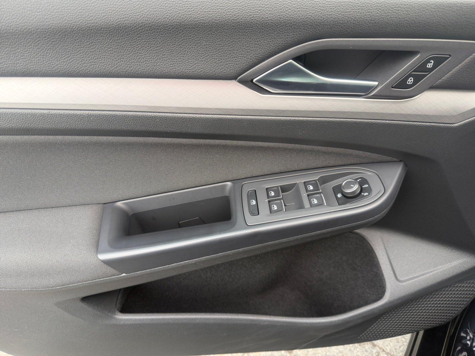Volkswagen Golf VIII Life 1.5 TSI TEMP+PDC+NAVI+DAB+USB, миниатюра 16