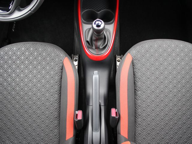 Aygo X Team D Design P.