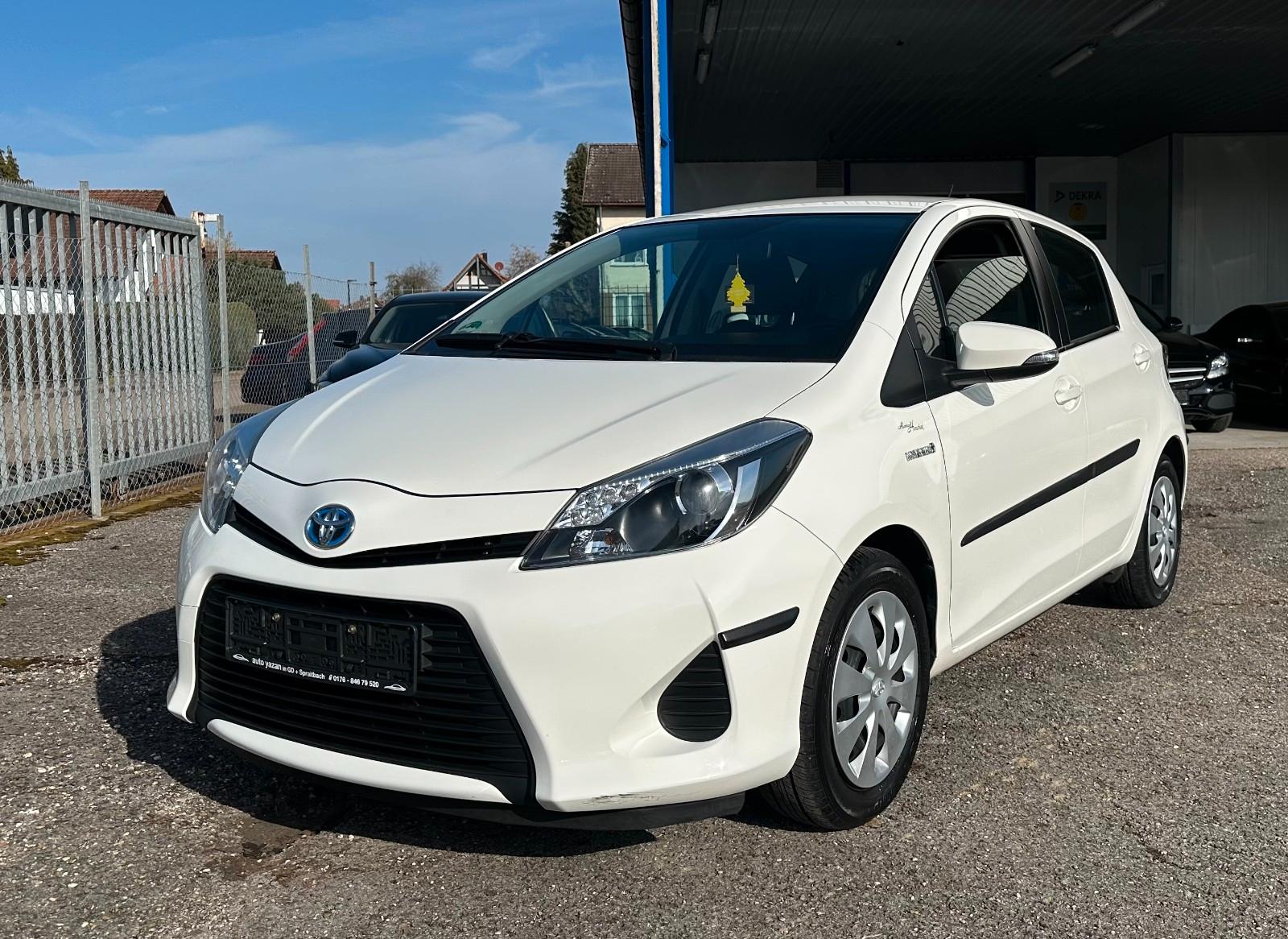 Toyota Yaris Hybrid Life / LED / KAMERA / 2.Hand