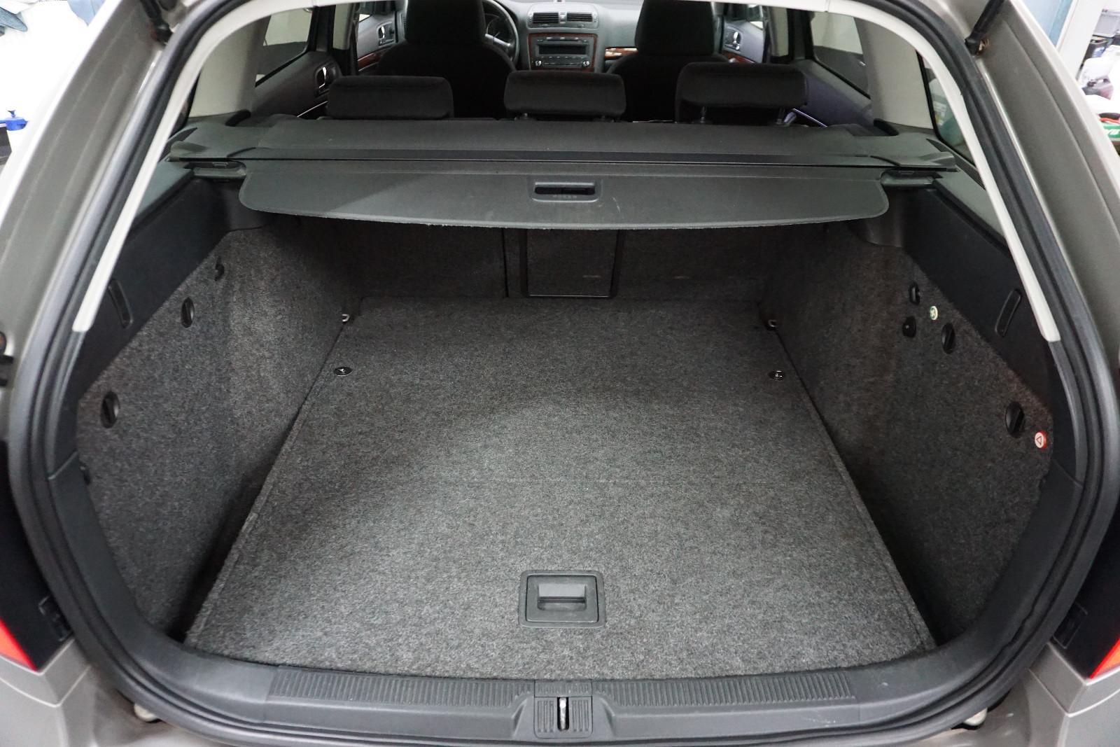 Skoda Octavia 2009 — photo 20