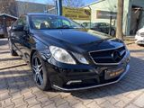 Mercedes-Benz E 350 E -Klasse Coupe E 350 CGI BlueEfficiency - Mercedes-Benz E 350 aus 2010: Coupé
