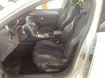 Peugeot 308 - 11