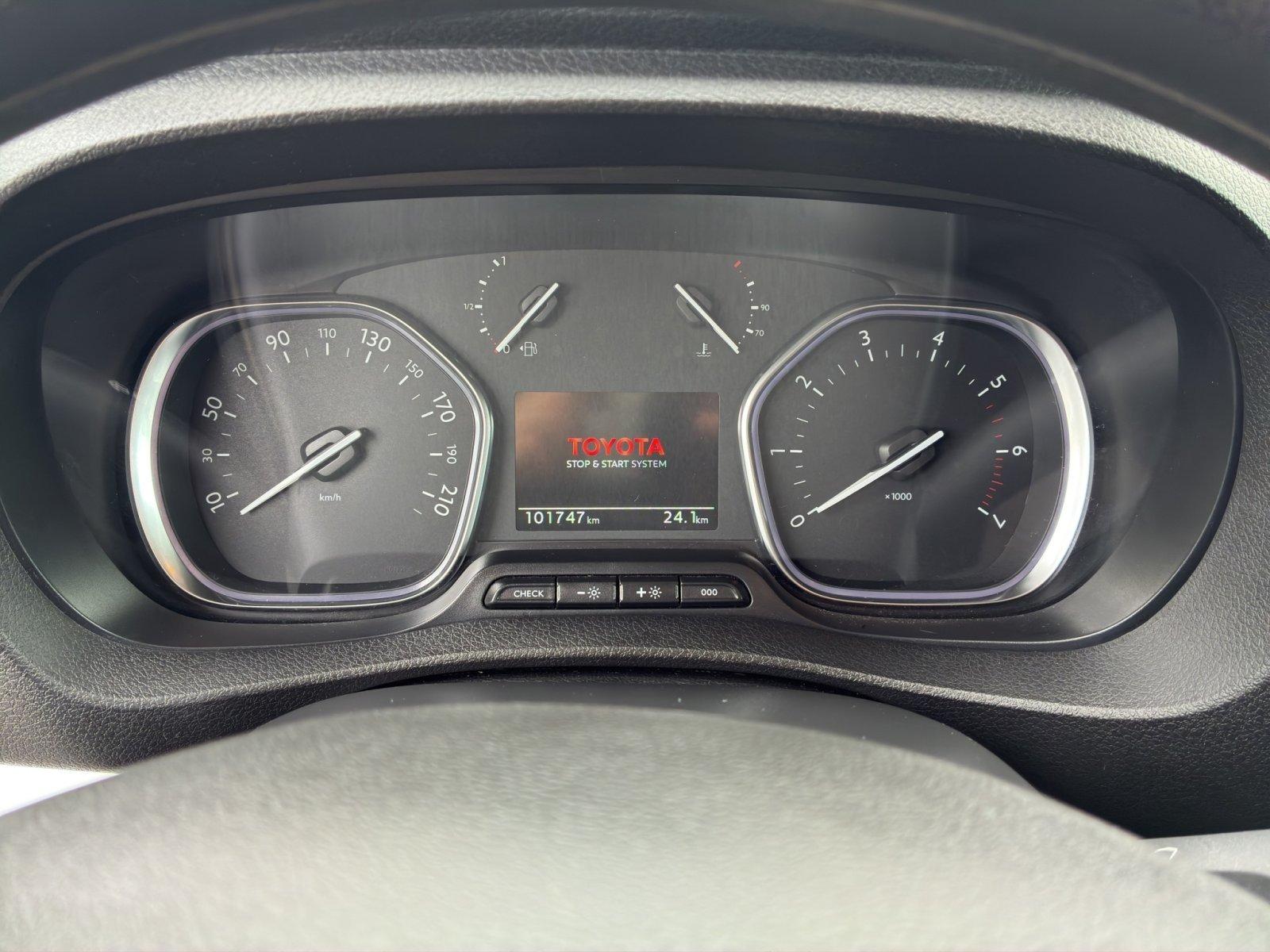 Toyota Proace Verso 1.5 D-4D L2 Shuttle S/S (Euro 6d-Te