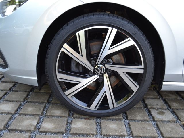 Golf VIII Variant 2.0 TDI 150 PS Style AHK/18-ZO