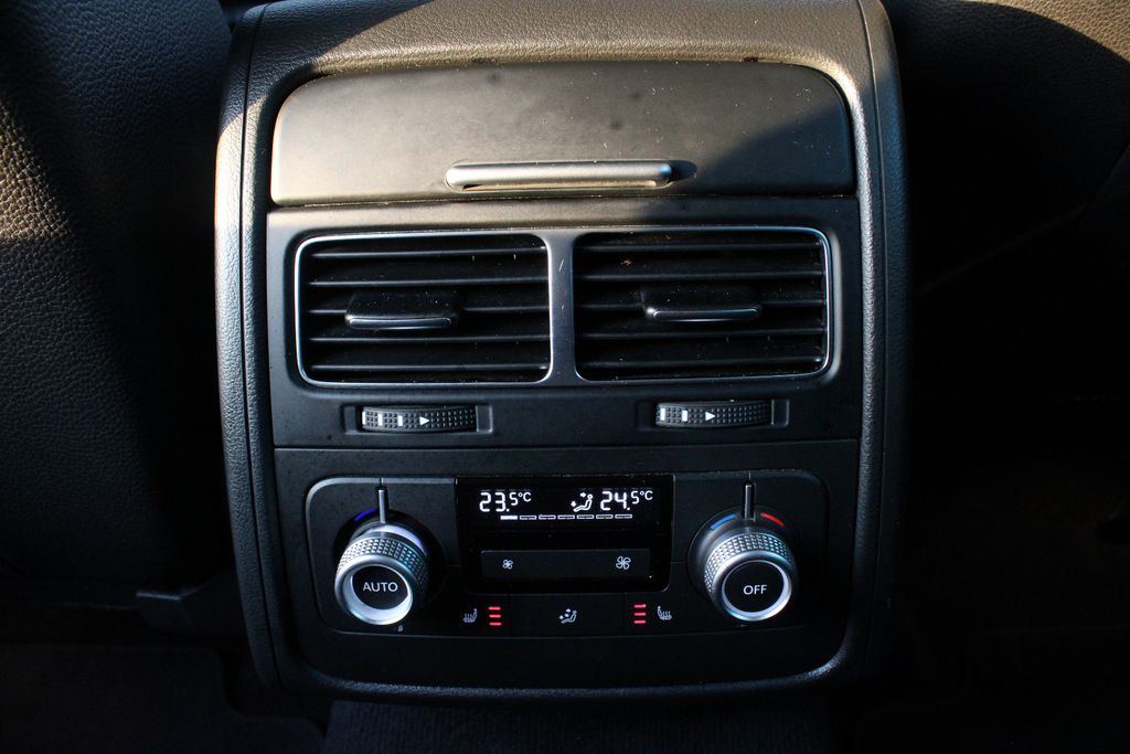 VW Touareg – Bild 20 von 23