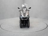 Peugeot Metropolis 400 - TRIKE