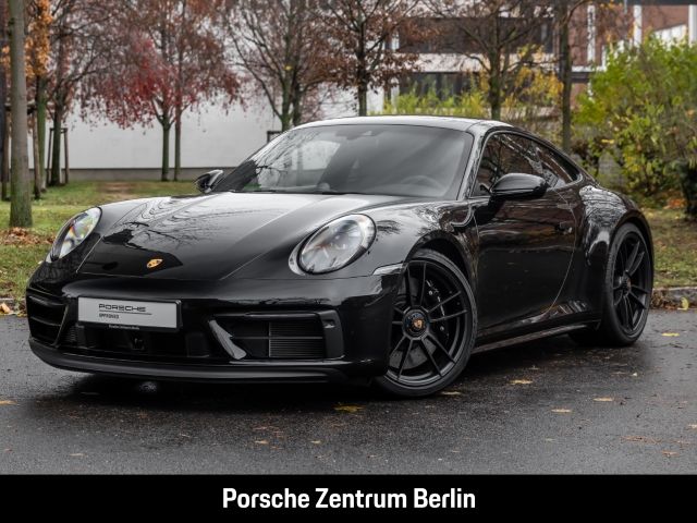 Porsche 911 Carrera 4 GTS InnoDrive HA-Lenkung BOSE Matr