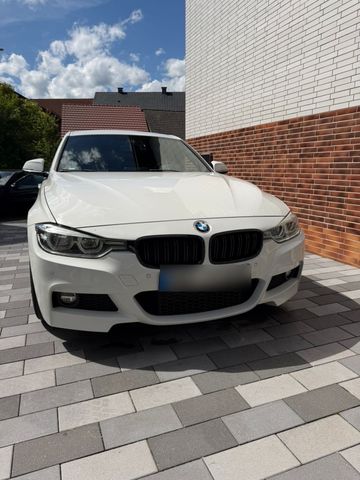 BMW BMW 318d Touring M Sportpaket | LED | Navi...