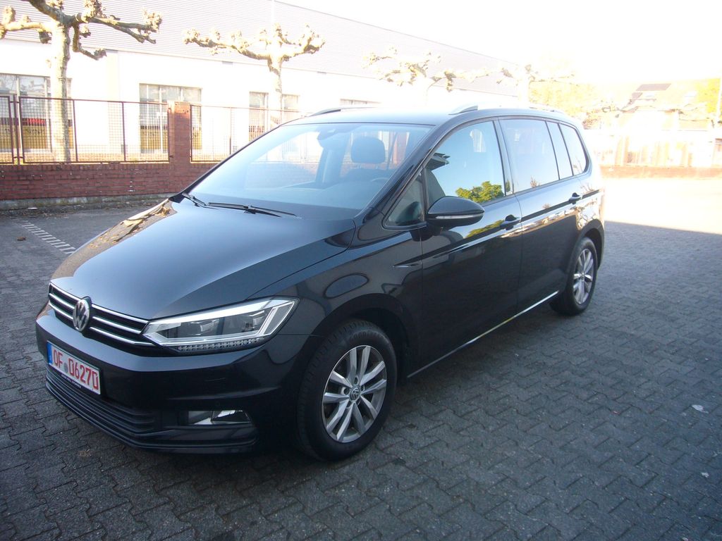 Image of Volkswagen Touran