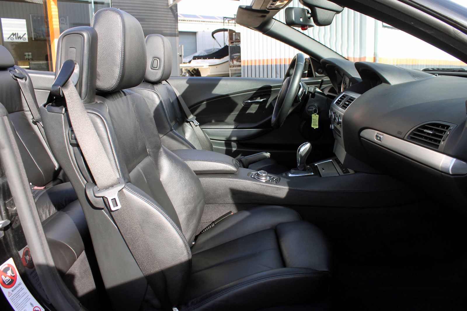 Fahrzeugabbildung BMW 630i Cabrio Aut Sport XENON PDC HUD KLIMA BT SHZ