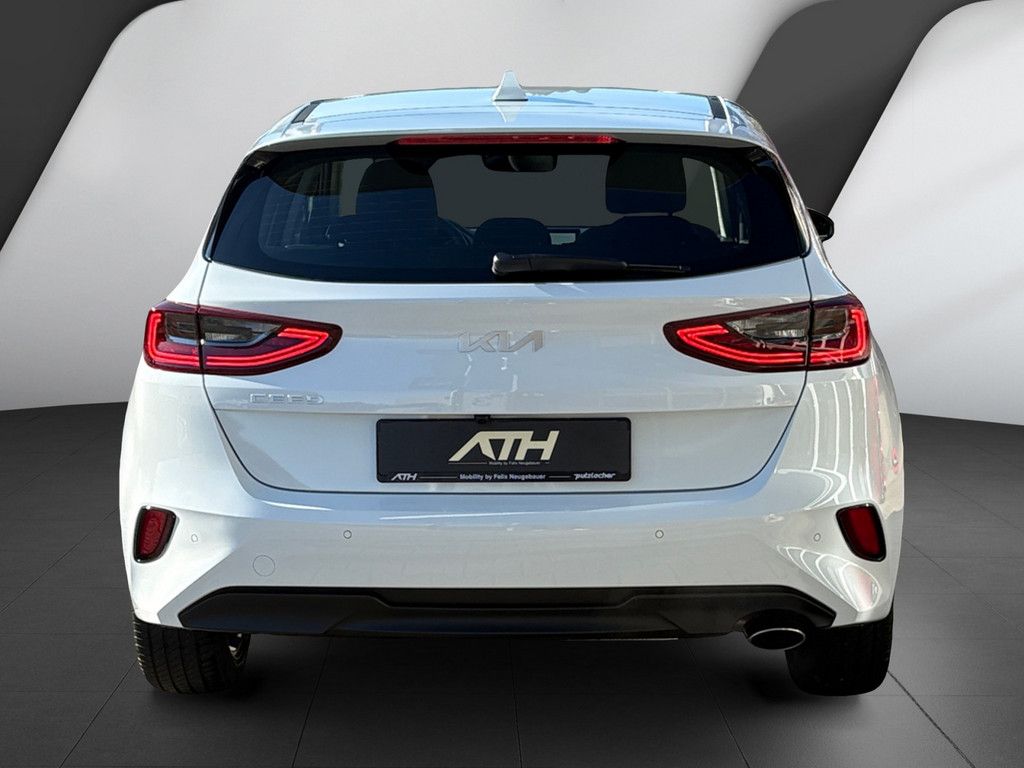 Fahrzeugabbildung Kia Ceed 1.5 T-GDI Spirit DCT Tech