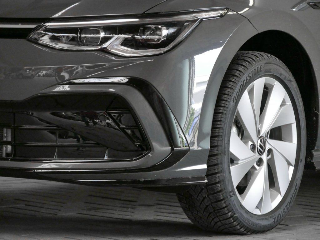 Fahrzeugabbildung Volkswagen Golf R-Line 2.0 TDI DSG Navi RFK Matrix-LED