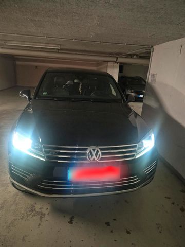 VW touareg 3.0 r line