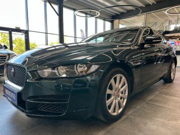 MYAUTOCENTER – Gebraucht- und Jahreswagen mit Werkstattservice in Pfaffenhofen Jaguar XE Pure *LED*Keyless*2-Zonen*Tempo*Navi*
