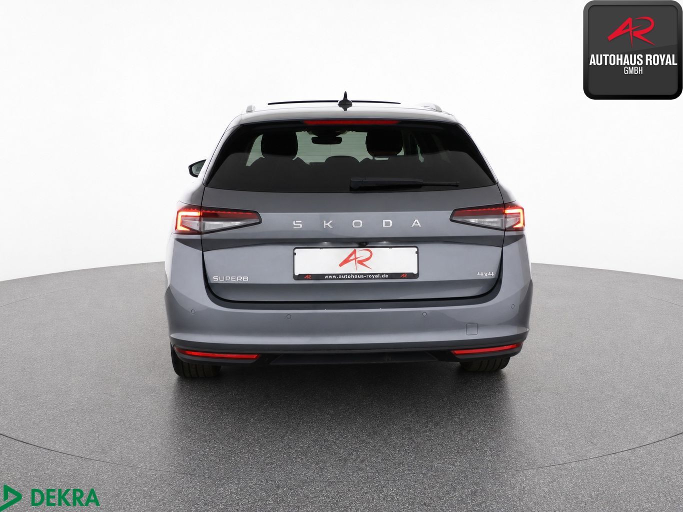 Skoda Superb Combi 2.0 TDI 4x4 PANO,360°,MASSAGE,ACC foto 4