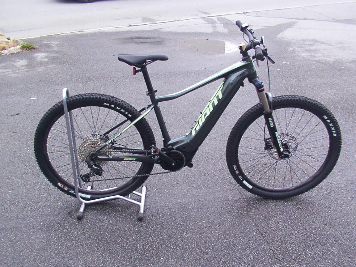 Giant Fathom E + 1 Sport