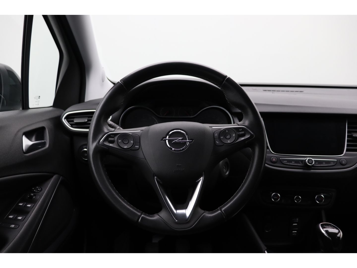 Fahrzeugabbildung Opel Crossland 1.2 Business Elegance Kamera LED Navi