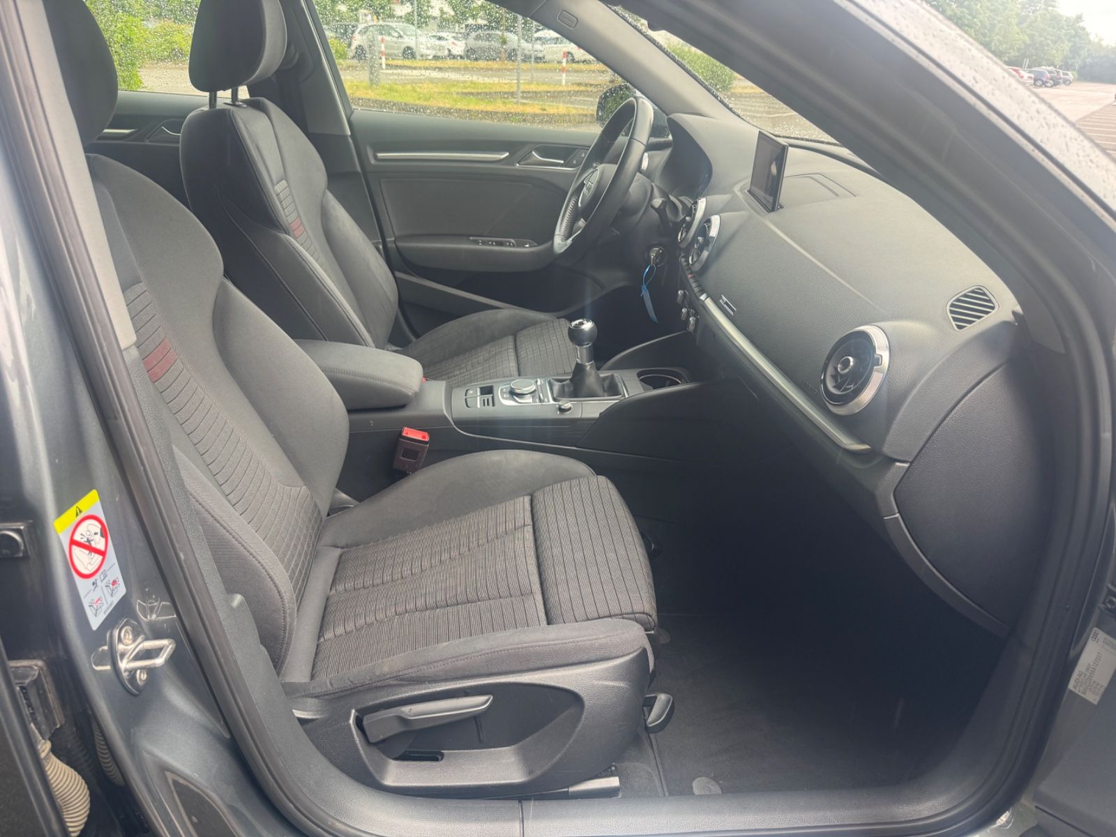 Fahrzeugabbildung Audi A3 Sportback 30 TDI sport Xenon+Navi+Bluetooth