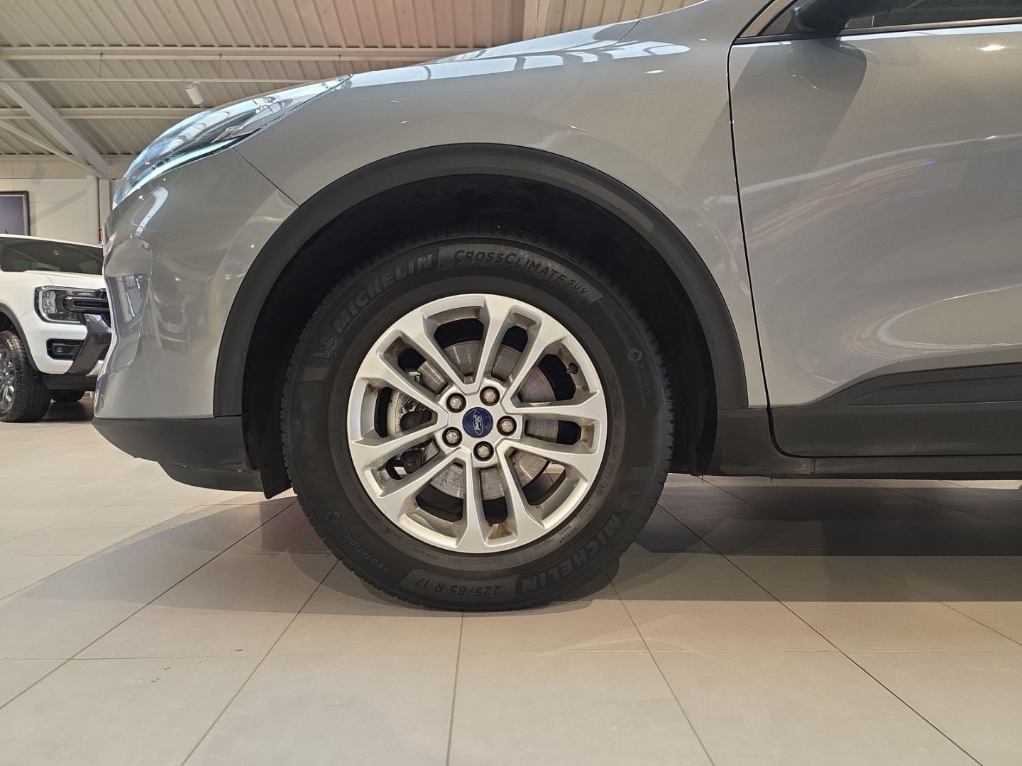 Fahrzeugabbildung Ford Kuga Titanium X Navi Soundsystem B & O LED El. H