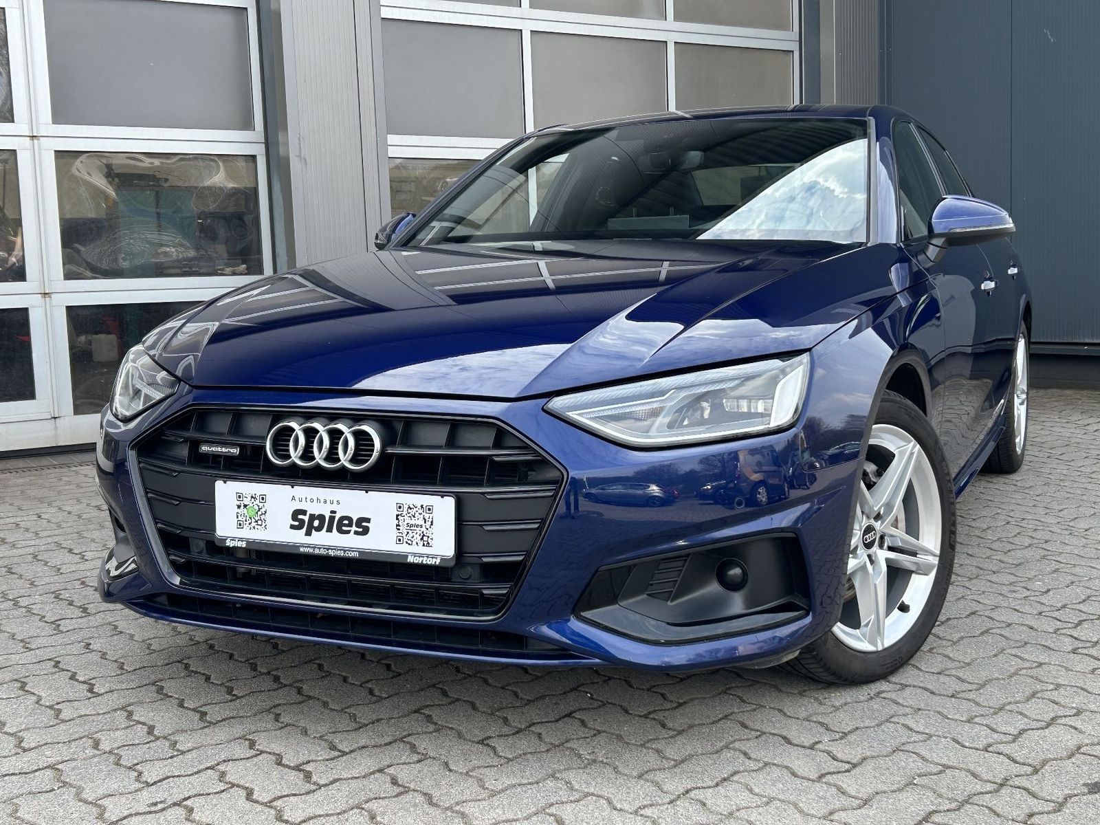 Audi A4 Lim. 40 TDI quattro LED AHK Shz Navi advanced imagem 2