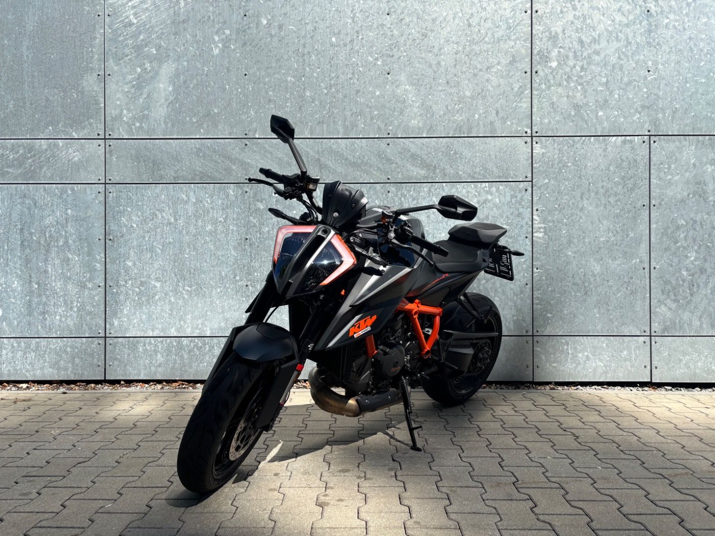Fahrzeugabbildung KTM 1290 Super Duke R Akrapovic aus 1. Hand