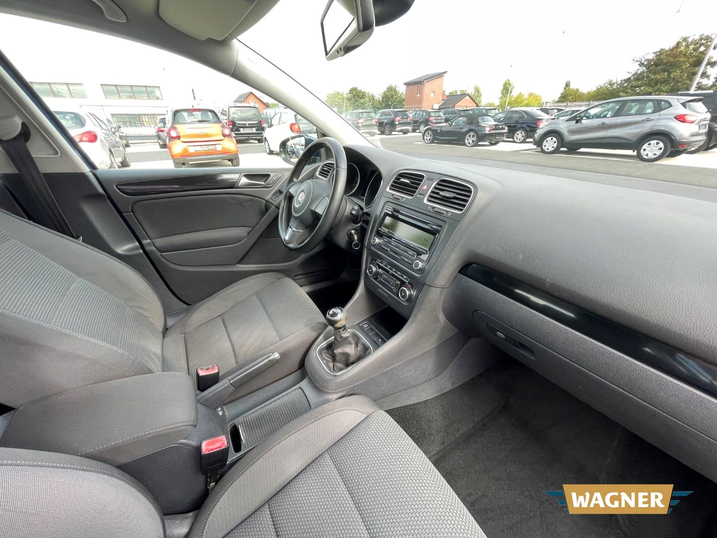 Fahrzeugabbildung Volkswagen Golf VI Comfortline 1.6 Klimaautomatik