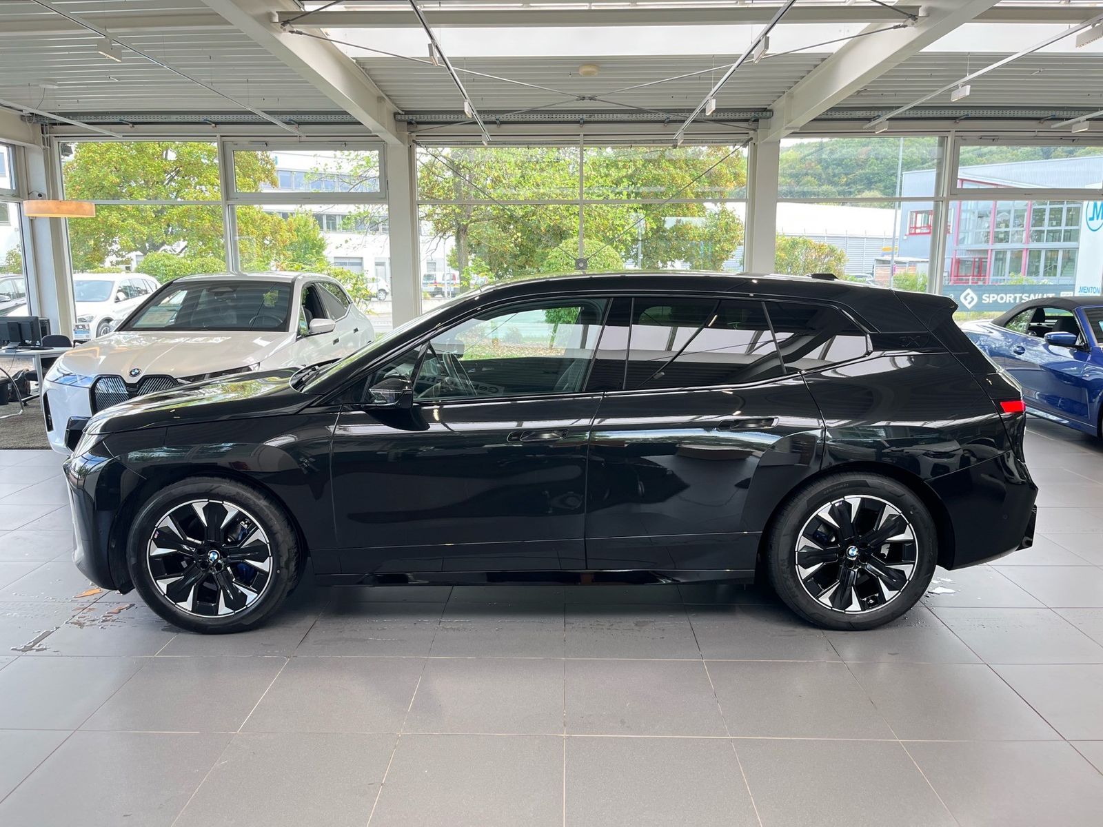 BMW iX xDrive45 M Sportpaket AHK Soft-Close Harman M foto 5