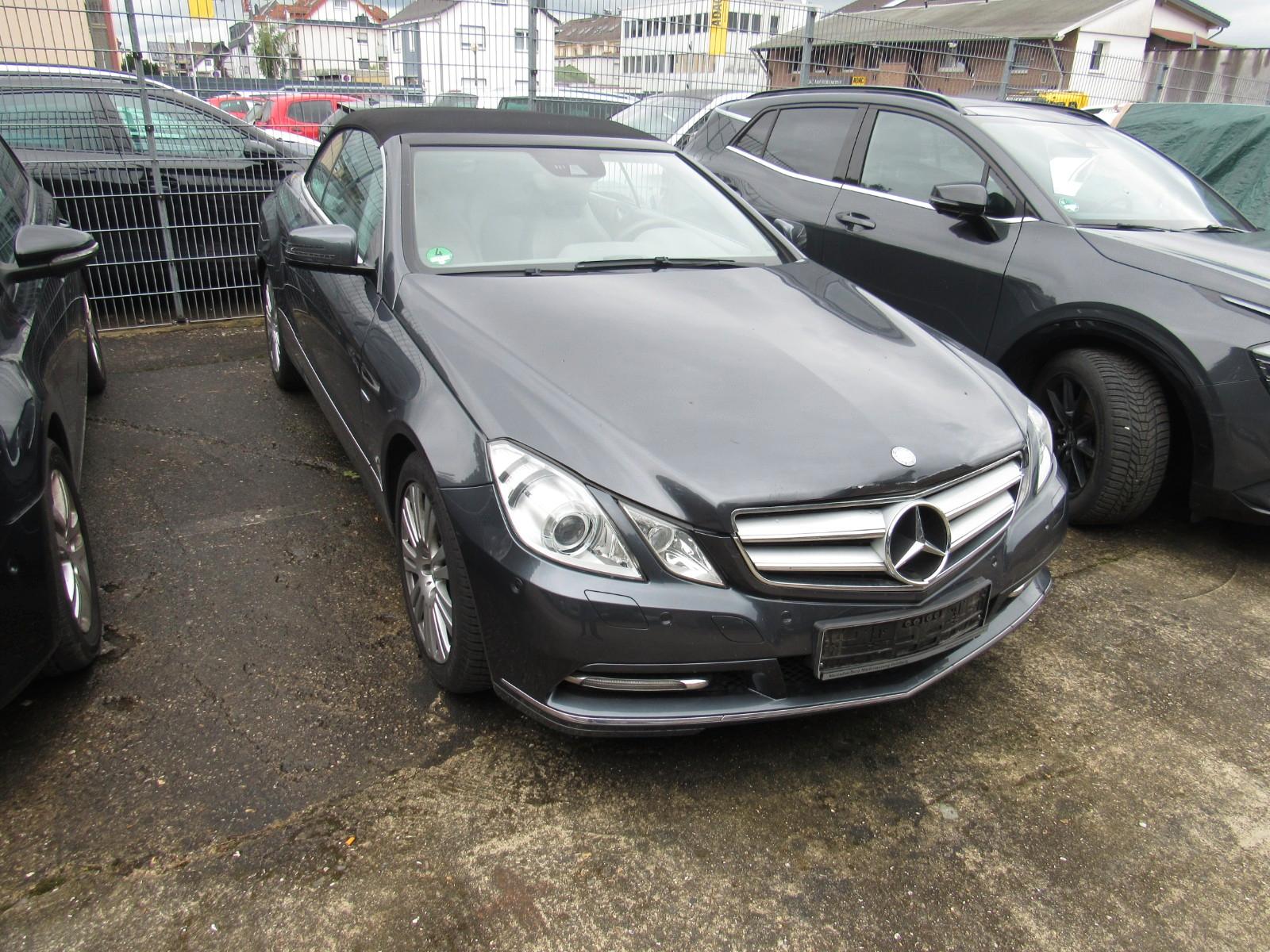 Mercedes-Benz E 200 E Cabrio E 200 CGI BlueEfficiency