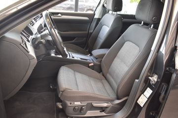 Volkswagen Passat Variant - 8