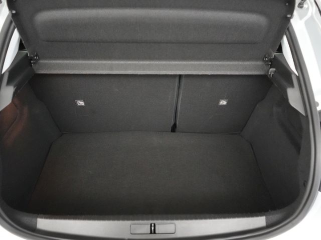 Corsa F FACELIFT+SITZHEIZUNG+LENKRADHEIZUNG+PARK