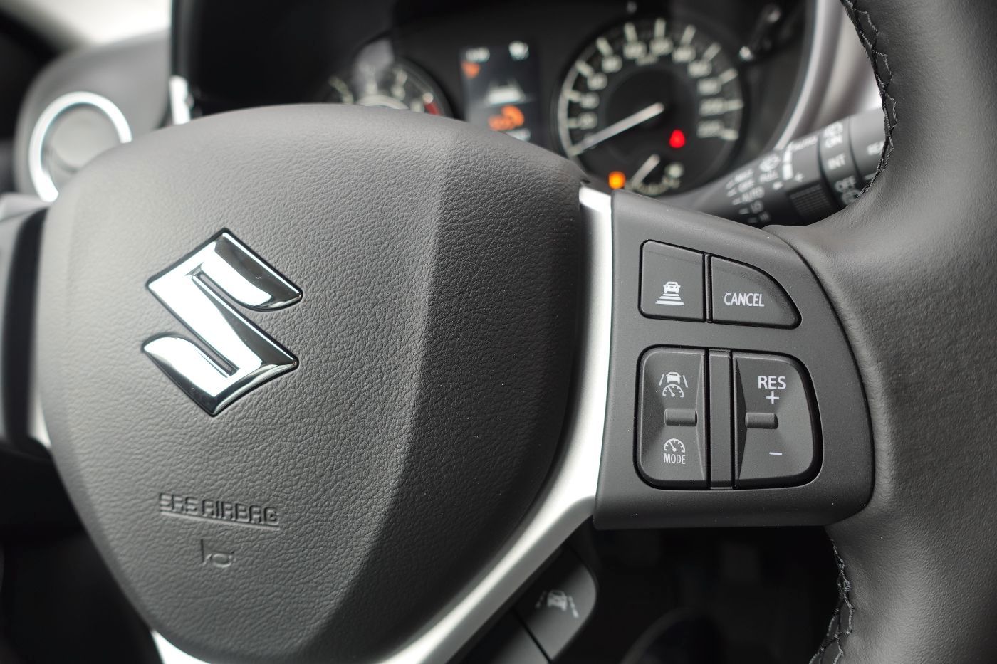 Fahrzeugabbildung Suzuki Vitara 1.4Hybrid Comfort AHK,Navi,SHZ,PD,Kamera
