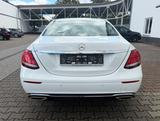 Mercedes-Benz E 200 Lim. E 200 Exclusive NAVI/SCHIEBEDACH/TOPZ - Mercedes-Benz in Heilbronn
