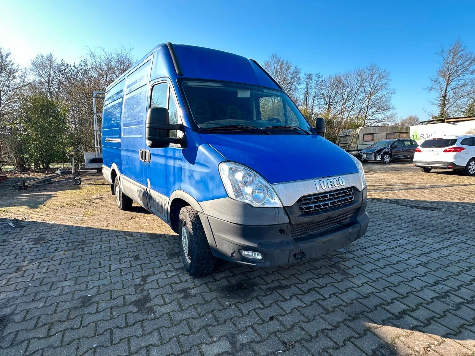 Iveco ANDERE Daily Kasten HKa 35 S... Radstand 3300