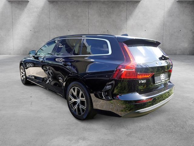 Volvo V60 Kombi 2.0 Core MEMORY PDC SHZ KAMERA AHK foto 3