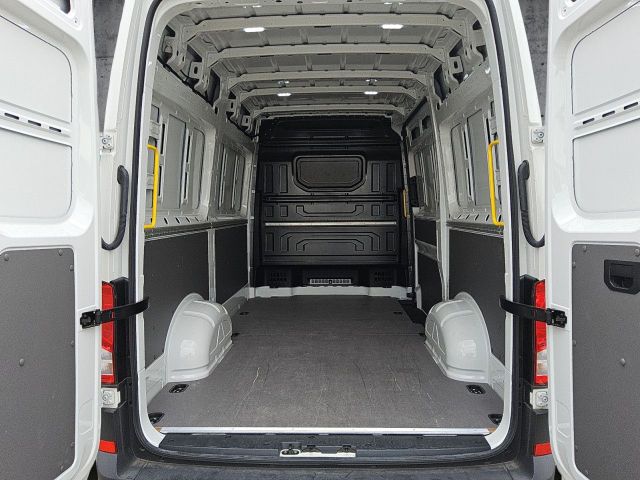 Crafter 35 2.0TDI Hochdach MR AHK Klima Tempomat