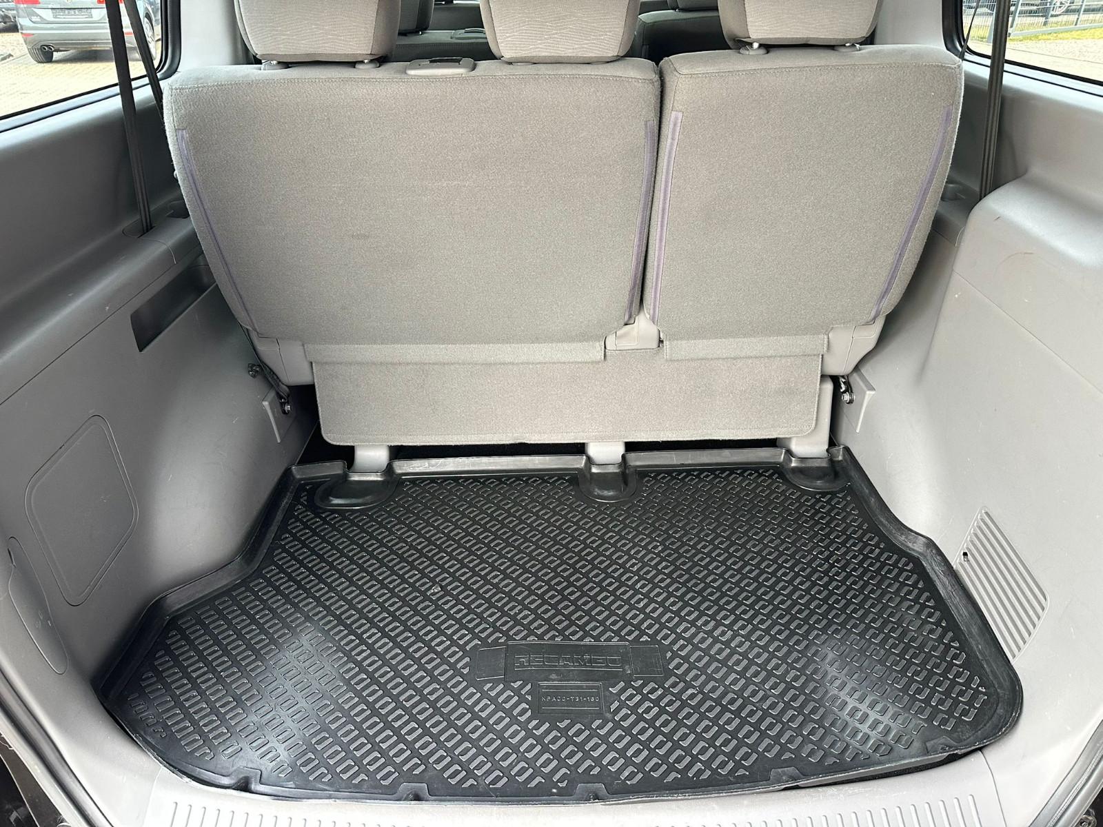 Hyundai H-1 Travel Navi BT Temp AHK Sitzhzg Dach
