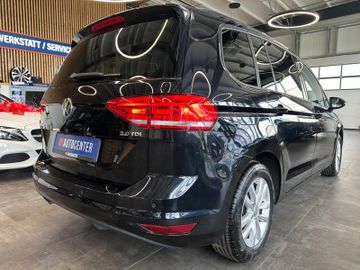MYAUTOCENTER – Gebraucht- und Jahreswagen mit Werkstattservice in Pfaffenhofen Volkswagen Touran Comfortline BMTStart-Stopp *Pano*AHK*
