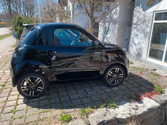 MICROCAR DUE