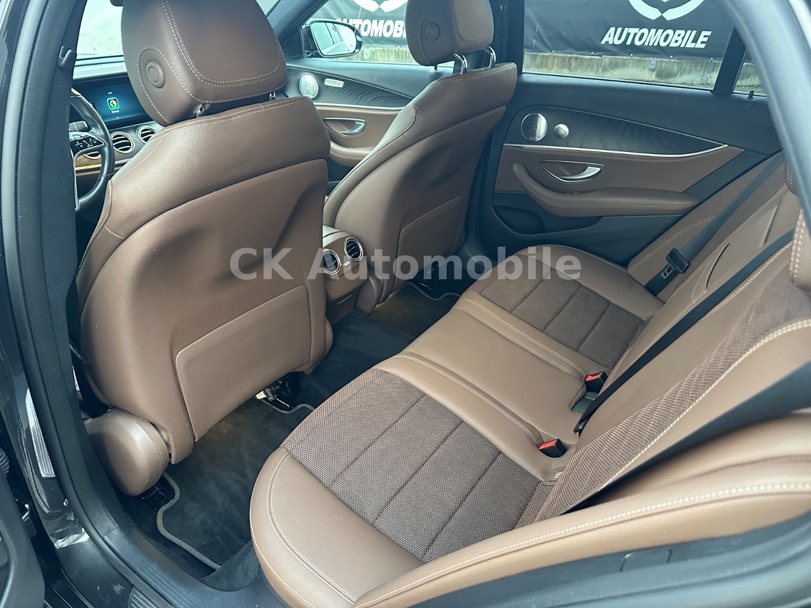 Fahrzeugabbildung Mercedes-Benz E 300de T 4Matic Avantgarde/Navi/360°Kam/LED/AHK