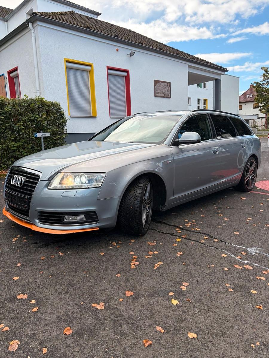 Audi Quattro 2009 — вигляд ззаду