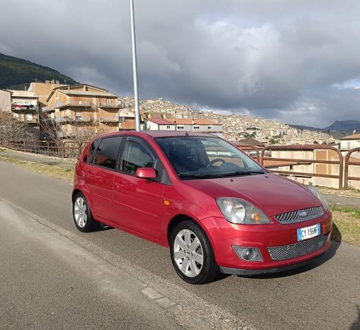 Ford Fiesta 1.6 TDCi 5p. Ghia