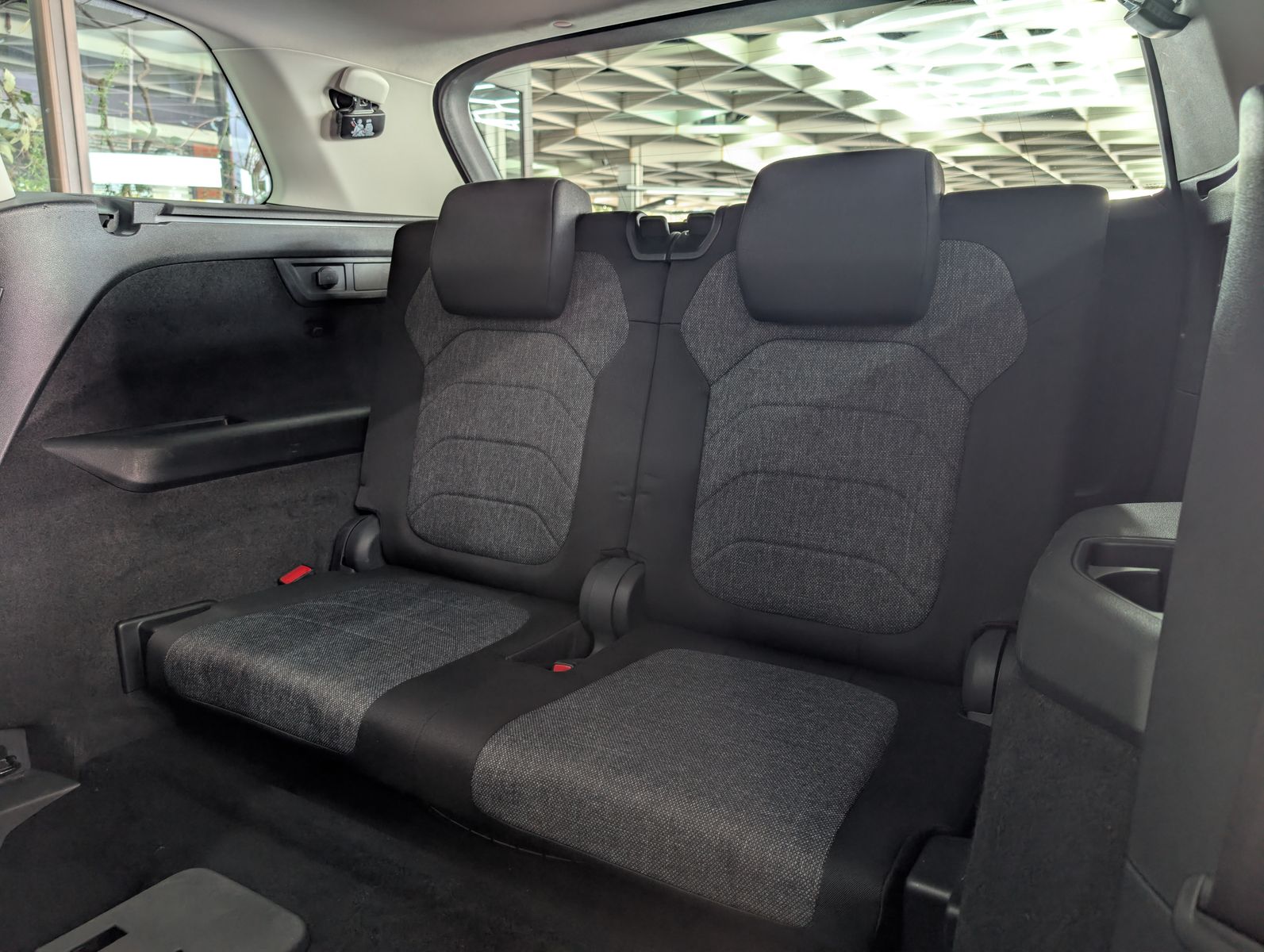 Fahrzeugabbildung SKODA Kodiaq Clever 4x4 PANO*AHK*CANTON*4xSHZ*7-Sitzer