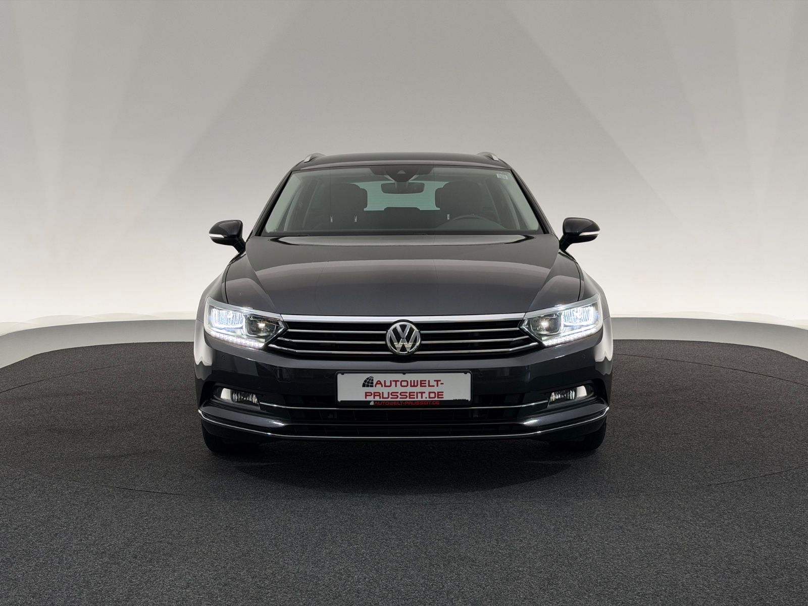 Volkswagen Passat Var. 2.0 TDI*HIGHLINE*LED-ACC-AHK-MASSAGE imagem 2