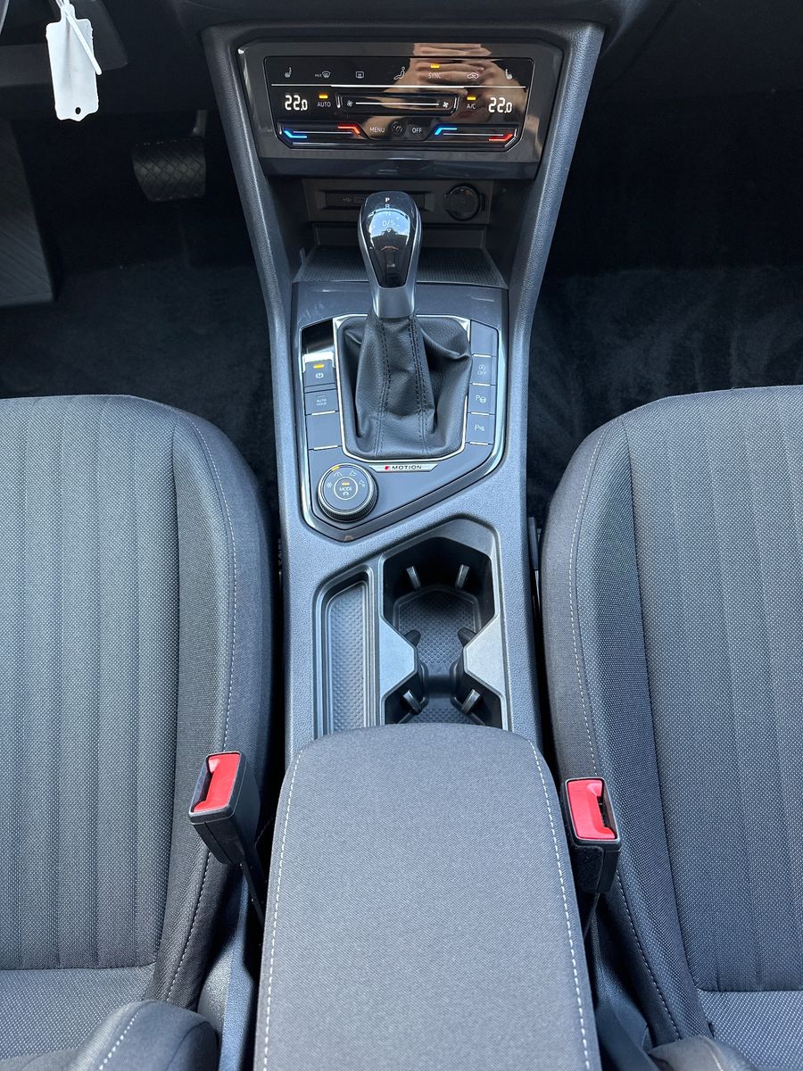 Fahrzeugabbildung Volkswagen Tiguan Allspace Life 4M NAV+LED+AHK+18ZO+ACC+PLA